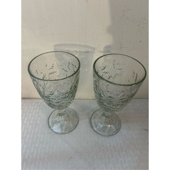 2 Princess house Fantasia? crystal glass goblets 7"x3" - Picture 1 of 3
